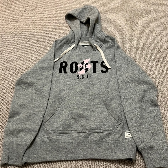 Roots X Shawn Mendes womens kanga hoody size xs - Picture 1 of 3